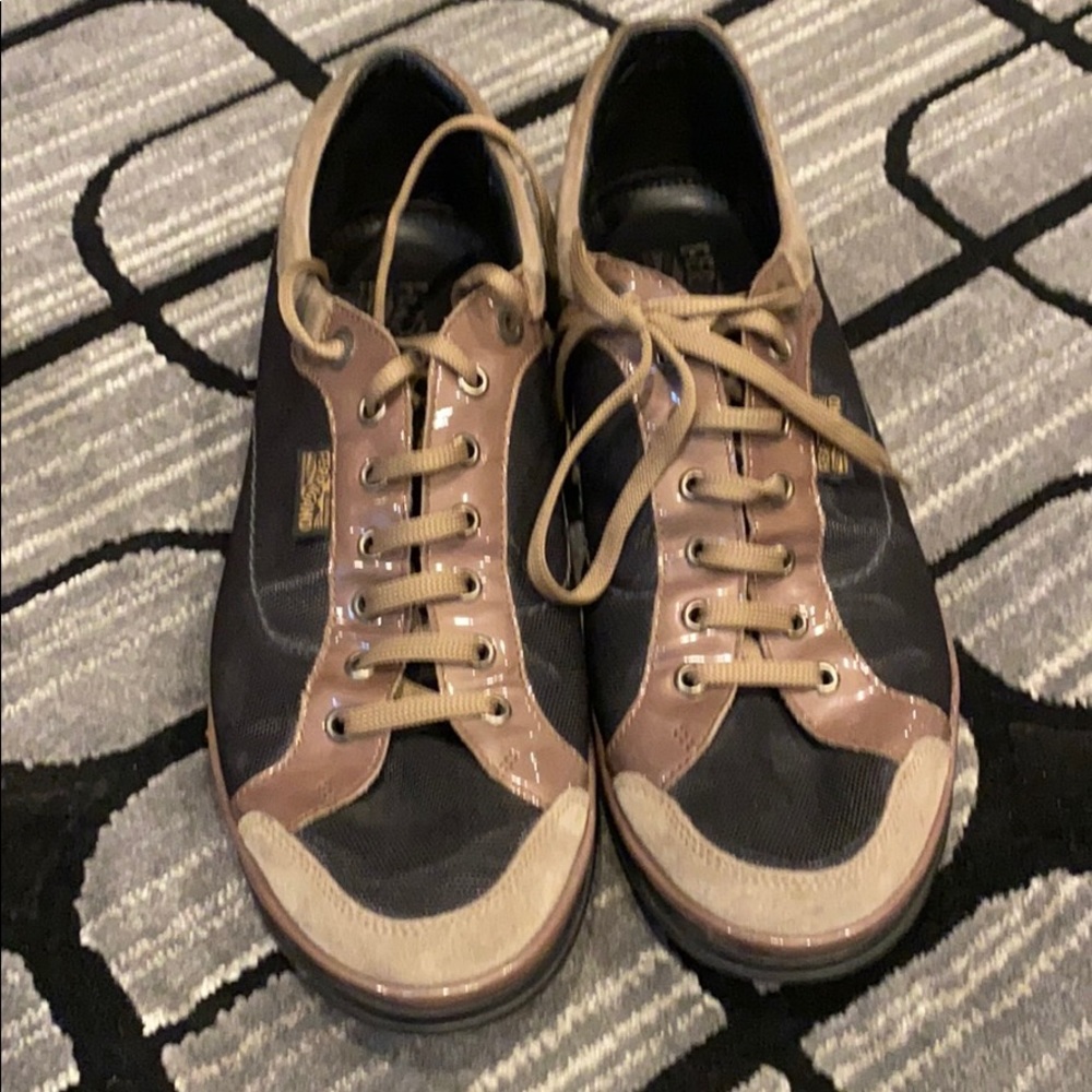 Ferragamo men’s casual shoes/sneakers